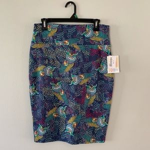 NWT LuLaRoe Cassie - Owl 🦉 pattern, M